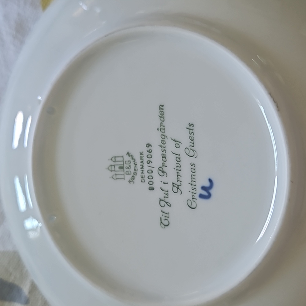 Bing & Grondahl 1969 Vintage Plate Christmas - Picture 2 of 3